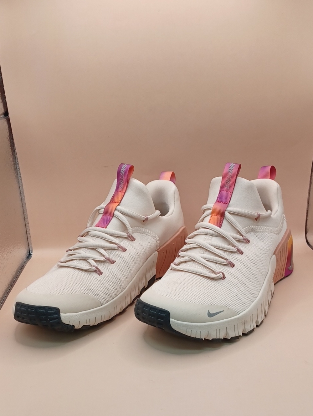 Nike Free Metcon 7 Sneaker-Sunset Women Size 7.5 US HQ7399-200